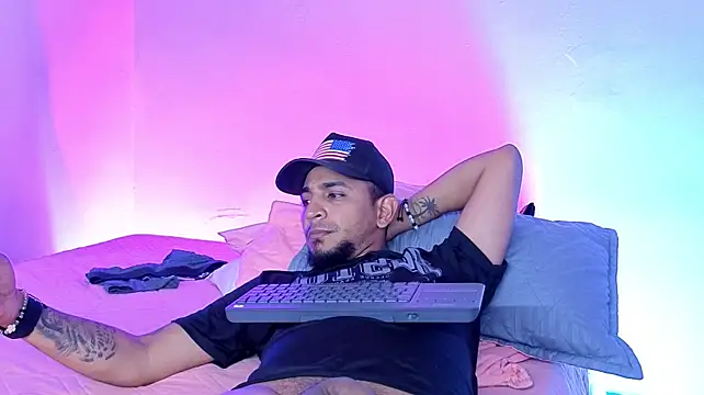 horny_desire_xxx Pertunjukan Webcam
