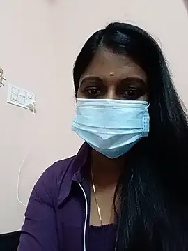 Tamil-poojaのウェブカメラショー