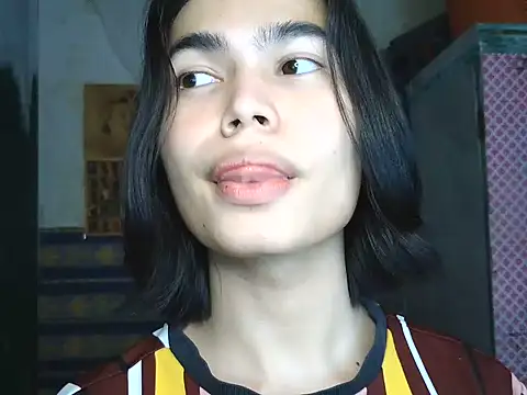 Asian_babyboi 在線直播表演
