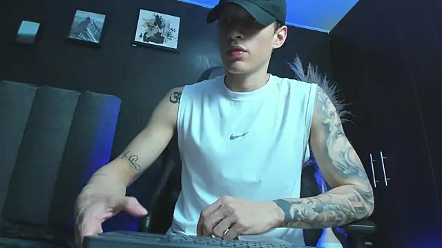 Enzo_Maserati Webcam show
