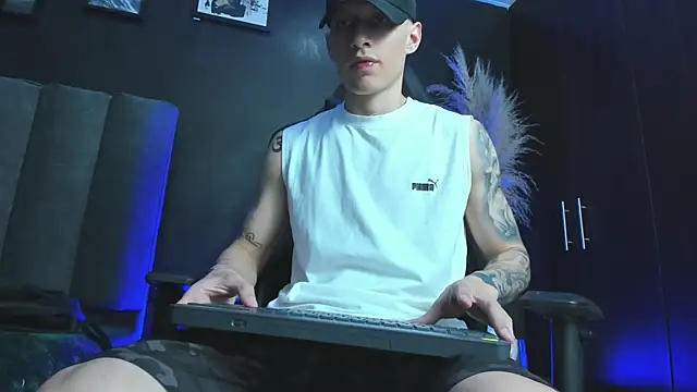 Enzo_Maserati – webcam-show