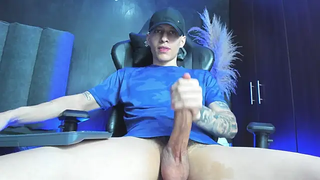 Enzo_Maseratin Webbikameraesitys