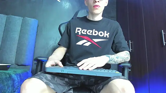 Enzo_Maserati 网络视讯表演