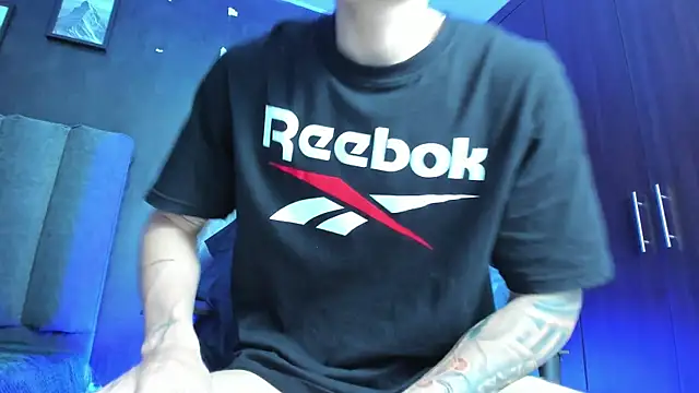 Enzo_Maserati Webcam show