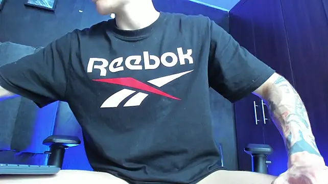 Вебкам-шоу Enzo_Maserati