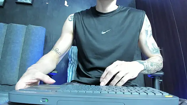 Enzo_Maserati Show Webcam
