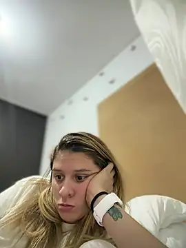 Show modela alisonn_parker26 na web-kameri