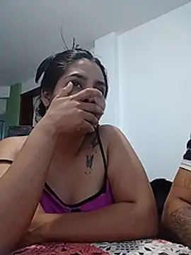 Rosaura212 Show in webcam