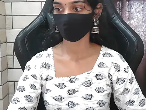 Mayra4Un Webbikameraesitys