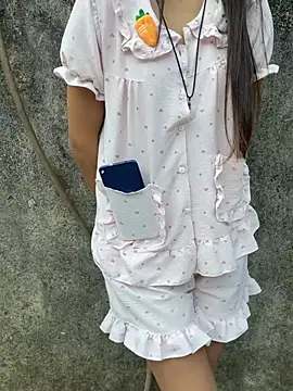 Candy-cuty 网络视讯表演