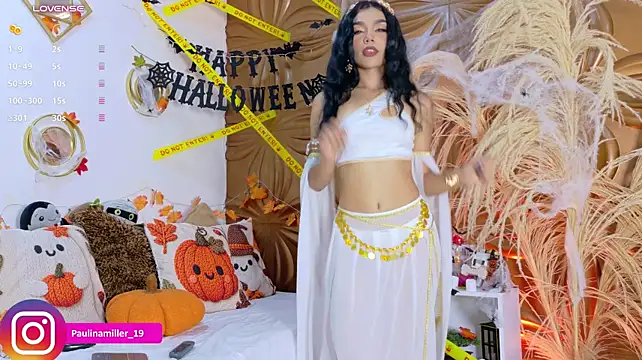 Webkamerová show Paulinamillerr