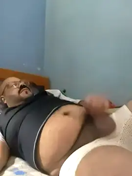 Ezeoso Show in webcam