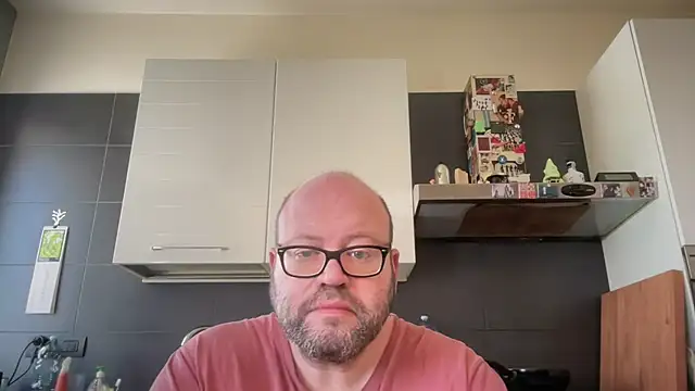 theitalianbear's Webcam Show