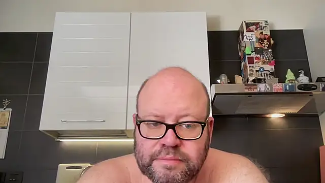 theitalianbear Show in webcam
