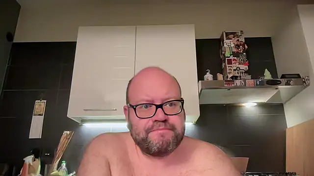 theitalianbear's Webcam Show