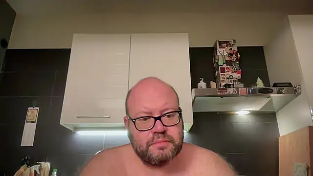 theitalianbear Live XXX-chat