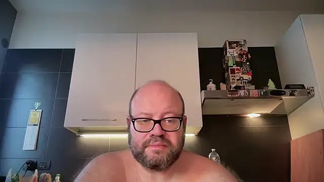 theitalianbear Webcamshow