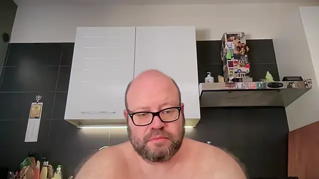 theitalianbear Show in webcam