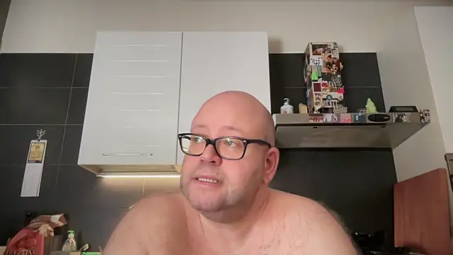 theitalianbear's Webcam Show