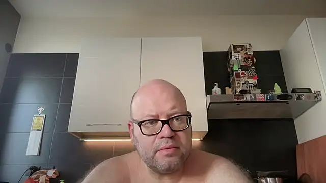 theitalianbear Show Webcam