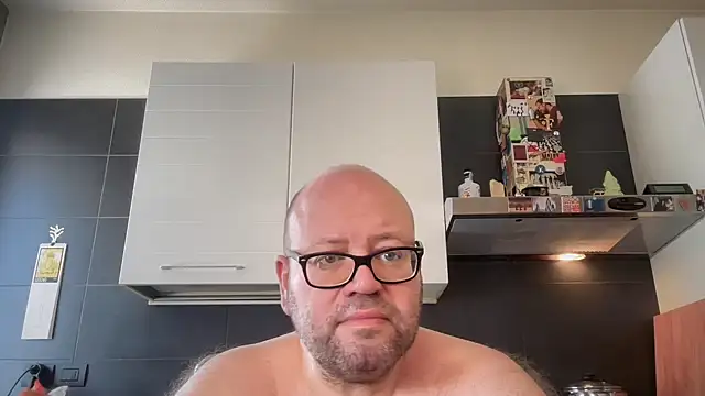 theitalianbear Webcam show