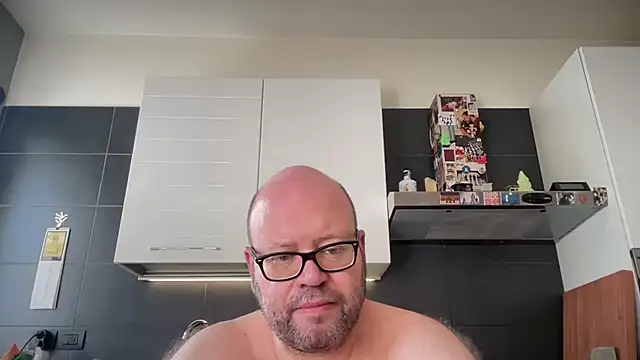 theitalianbear webcam show