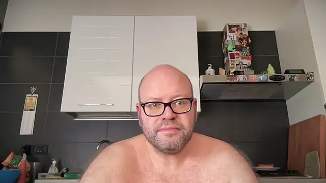 theitalianbear's Webcam Show