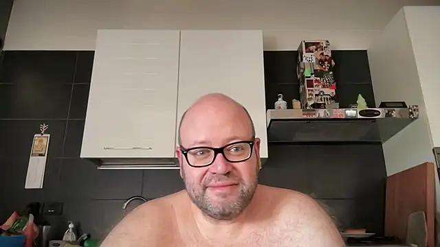 Pokazy przed kamerką – theitalianbear