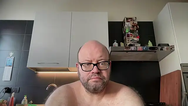 theitalianbear Webcam show