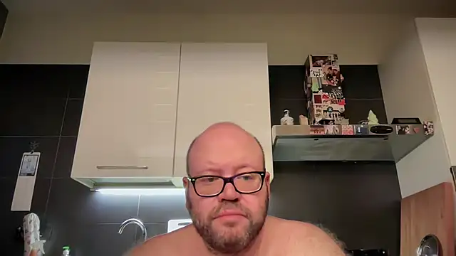 theitalianbear 网络视讯表演