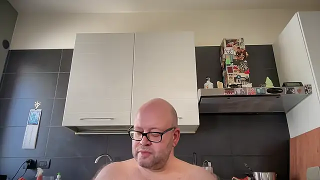 theitalianbear Webcam show