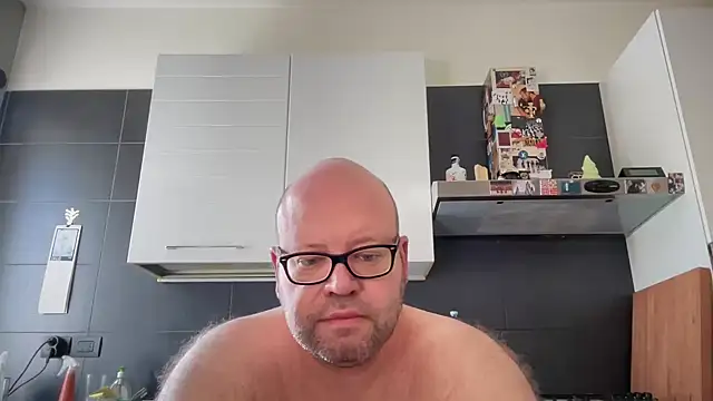 theitalianbear webkamerás műsora