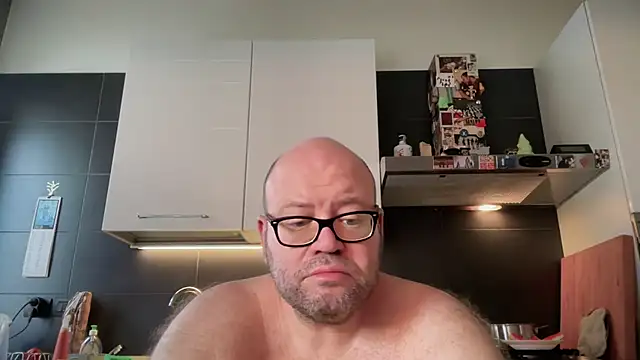 theitalianbear Webcam show