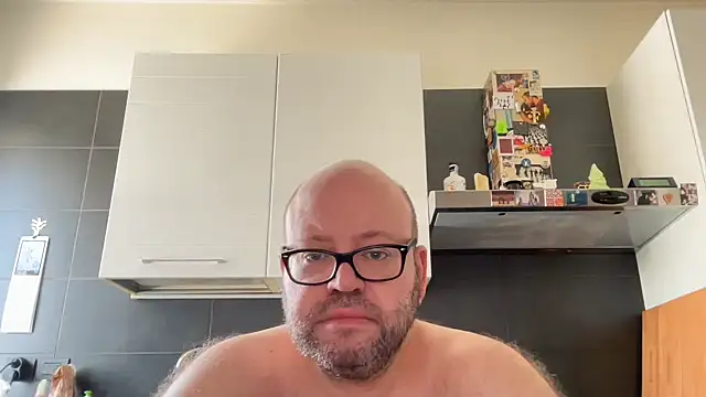 theitalianbear Pertunjukan Webcam