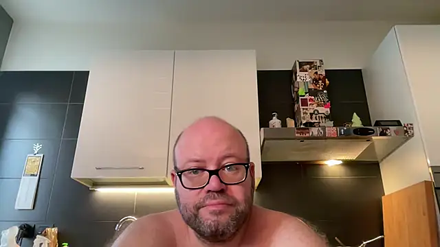 Pokazy przed kamerką – theitalianbear