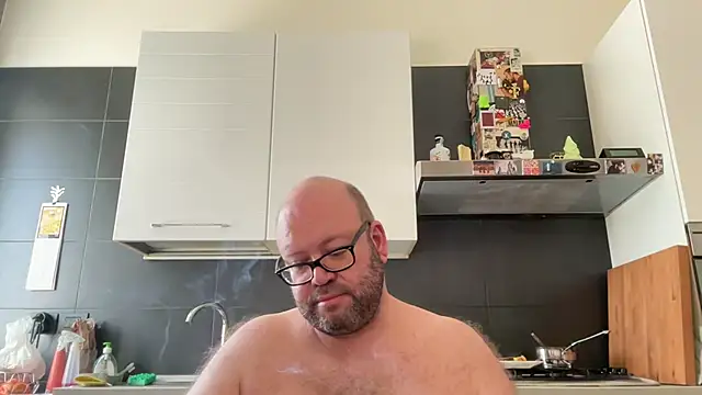 Pokazy przed kamerką – theitalianbear