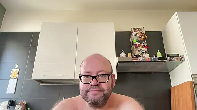 theitalianbear webcam show