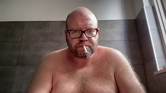 theitalianbear Show Webcam