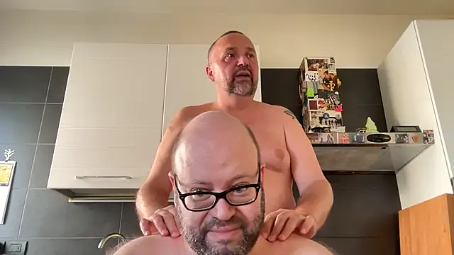 theitalianbear Webcam show
