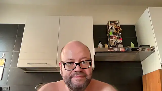 theitalianbear's Webcam Show