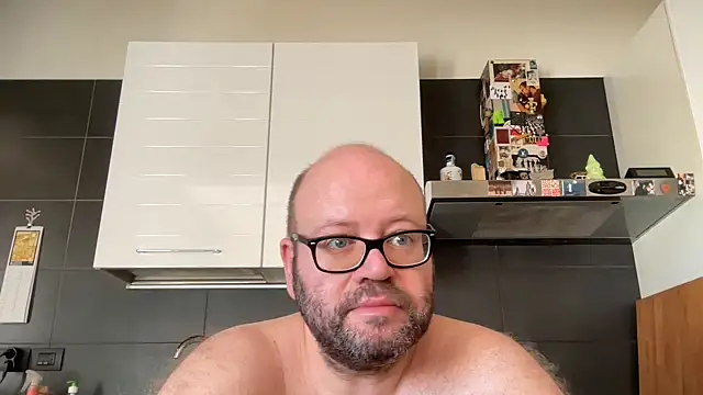 theitalianbear Webcam show