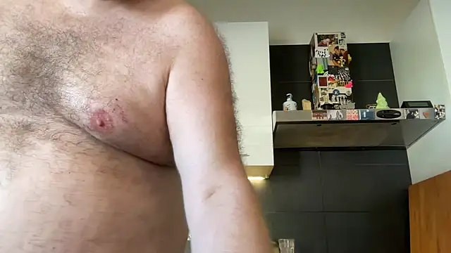 theitalianbear Webcam show