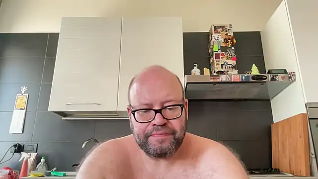 theitalianbear – webcam-show