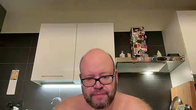theitalianbear's Webcam Show