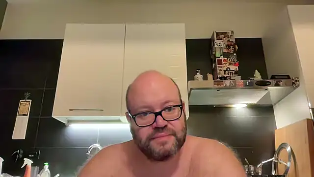 theitalianbear Adlı Modelin Web Kamerası Şovu