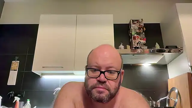 theitalianbear – webcam-show