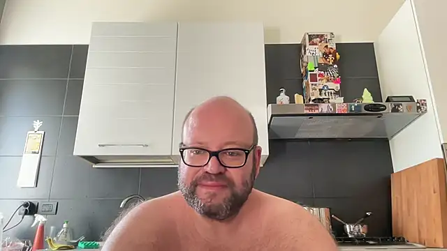 theitalianbear webcam show