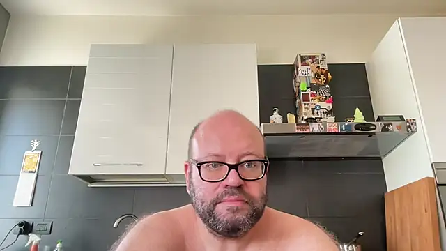 theitalianbear Pertunjukan Webcam