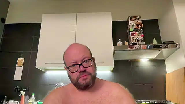 theitalianbear ওয়েবক্যাম শো