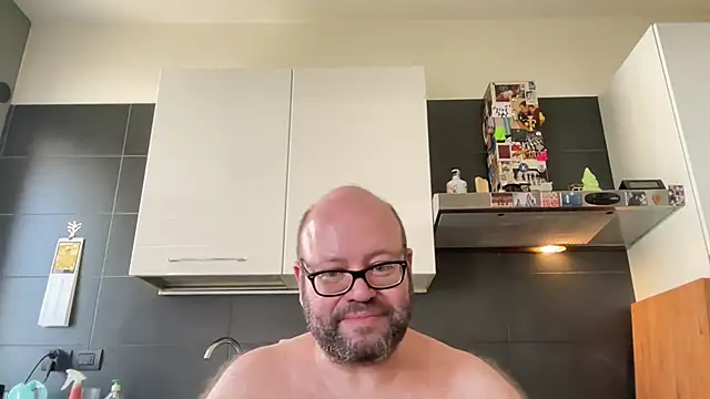 theitalianbearのウェブカメラショー
